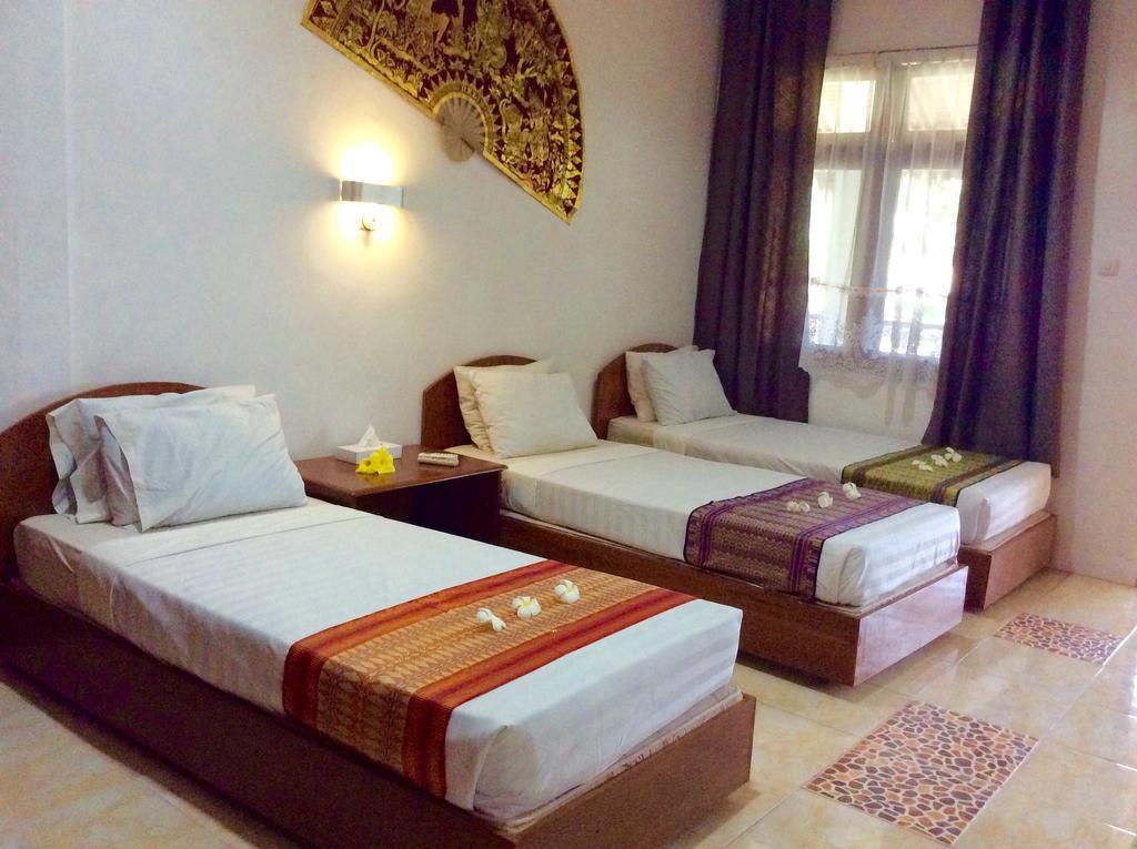 Pasific Beach Cottages Mangsit Buitenkant foto
