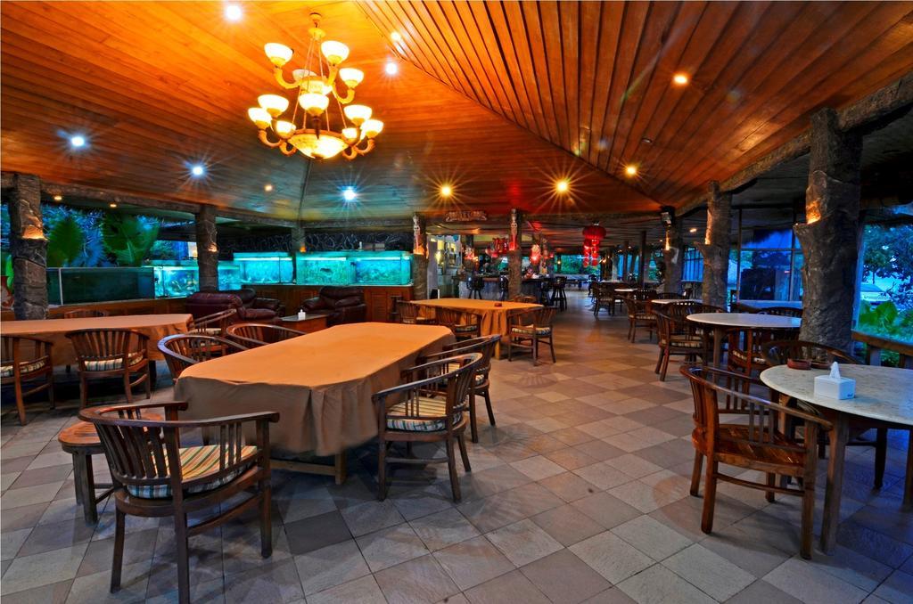 Pasific Beach Cottages Mangsit Buitenkant foto